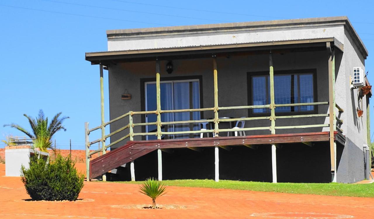 Eden Chalets Windhoek Exterior photo